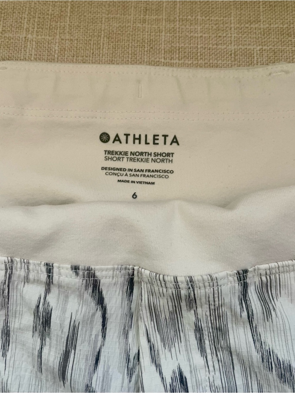 Athleta Trekkie North Shorts in Ikat Magnolia - Picture 6 of 6